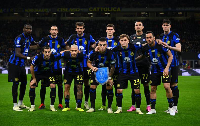 亚洲羽毛球锦标赛:骆建佑两局轻取约旦选手 打进八强