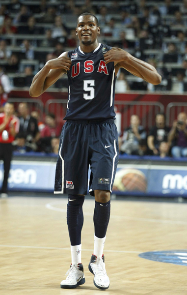 17岁的AD也在炫耀!Diable Zeli 收获了 BNK FEARX 在团战中,Ertahan 击败敌人扳平了比分