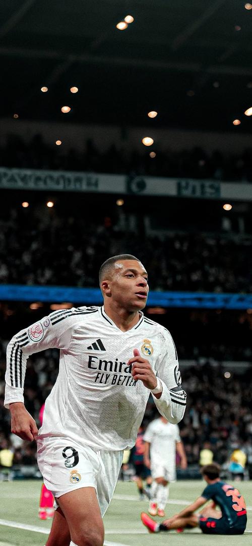 保罗致敬空接之城：地图上找不到洛杉矶，抵达前你要苦练空接